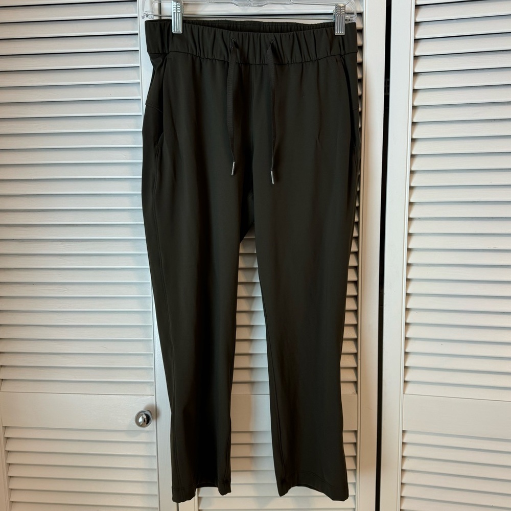 Lululemon on the fly pant crop